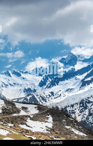 pretttau,ahrntal,province de bolzano,tyrol du sud,italie. vue de la starklalm à la dreiherrnspitze Banque D'Images