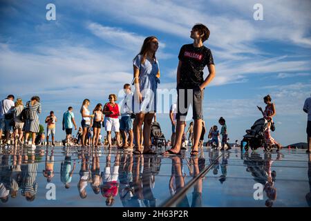 monument au soleil ou l'accueil au soleil. l'un des nombreux sites d'attraction pour les touristes à zadar, croatie Banque D'Images