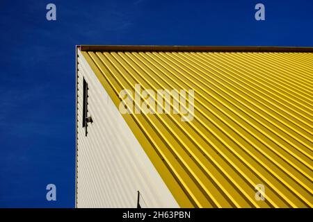 entrepôt jaune, ciel bleu, perspective, Banque D'Images