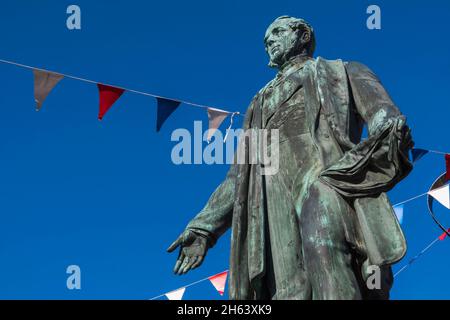 angleterre, hampshire, vallée d'essai, romsey, statue de lord palmerston Banque D'Images