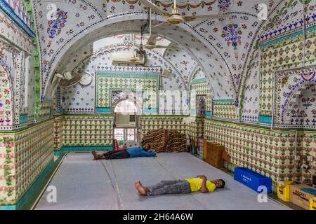 DHAKA, BANGLADESH - 20 NOVEMBRE 2016 : intérieur de la Mosquée Star Tara Masjid à Dhaka, Bangladesh Banque D'Images