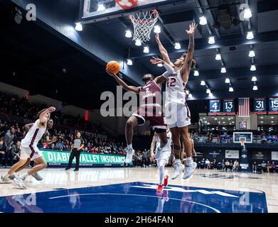 Moraga, États-Unis.12 novembre 2021.A. la garde sudiste du Texas AJ Lawson (2) se dirige vers le panier lors du match de basket-ball NCAA pour hommes entre les Texas Southern Tigers et les Saint Mary's Gaels.Saint MaryÕs a gagné 67-58 au Pavillon McKeon Moraga Calif. Thurman James/CSM/Alamy Live News Banque D'Images