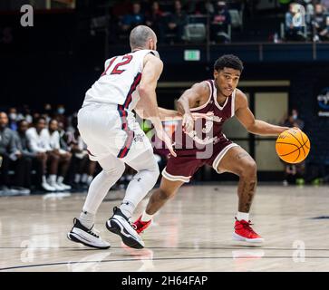 Moraga, États-Unis.12 novembre 2021.A. Texas Southern Guard PJ Henry (3) se dirige vers le panier pendant le match NCAA Men's Basketball entre les Texas Southern Tigers et les Saint Mary's Gaels.Saint MaryÕs a gagné 67-58 au Pavillon McKeon Moraga Calif. Thurman James/CSM/Alamy Live News Banque D'Images