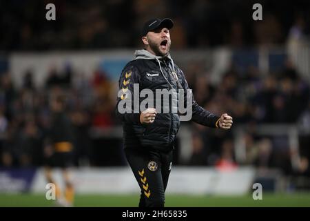 Hartlepool, Royaume-Uni.LE 12 NOVEMBRE, James Rowberry, directeur du comté de Newport, célèbre après avoir remporté le match Sky Bet League 2 entre Hartlepool United et Newport County à Victoria Park, Hartlepool, le vendredi 12 novembre 2021.(Photo par : Mark Fletcher) Credit: MI News & Sport /Alay Live News Banque D'Images