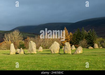 Castlerigg Stone Circle, un monument historique de Cumbria, pendant l'automne novembre tôt dans la matinée, Angleterre, Royaume-Uni Banque D'Images