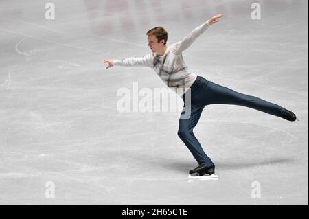 Tokyo, Japon.13 novembre 2021.Alexander Samarin, de Russie, participe au Grand Prix de patinage artistique de l'Union internationale de patinage (ISU) à Tokyo, au Japon, le 13 novembre 2021.Credit: Zhang Xiaoyu/Xinhua/Alay Live News Banque D'Images