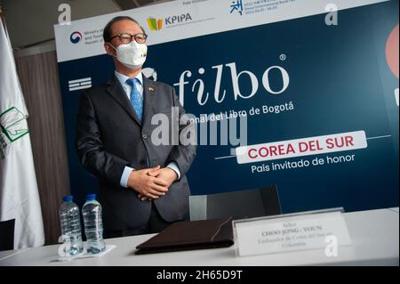 Choo Jong-Youn Ambassadeur pour la république de Corée du Sud en Colombie lors de l'annonce par le Ministère colombien de la Culture de l'invitée Banque D'Images