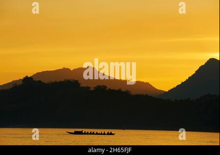 Laos, province de Luang Prabang, ville de Luang Prabang, Patrimoine mondial de l'UNESCO depuis 1995, veuve Mekong // Laos, province de Luang Prabang, Banque D'Images