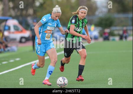 Naples, Italie.13 novembre 2021.Kaja Erzen (11) Napoli Femminile pendant le football italien Seria A Women 2021/2022 match entre Napoli Femminile contre U.S. Sassuolo Women le 13 novembre 2021 au stade Giuseppe Piccolo à Cercola Italie crédit: Agence de photo indépendante/Alamy Live News Banque D'Images