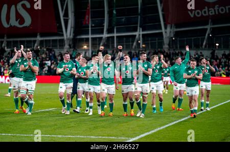 L'Irlande fête après le match international d'automne à Aviva Stadium, Dublin.Date de la photo: Samedi 13 novembre 2021. Banque D'Images