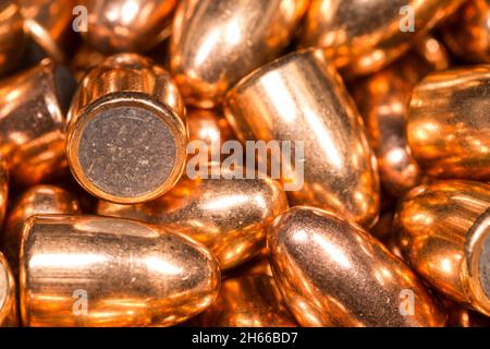 Balles de pistolet entièrement en métal Banque D'Images