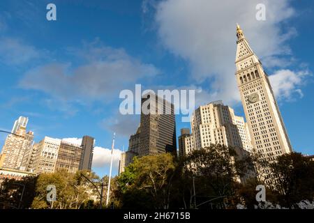 Bâtiment met Life et bureaux vus de Madison Square Park, New York Banque D'Images