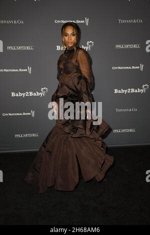 WEST HOLLYWOOD, CALIFORNIE - 13 NOVEMBRE : Ciara assiste au Gala de 10 ans de Baby2Baby présenté par Paul Mitchell au Pacific Design Center le 13 novembre 2021 à West Hollywood, Californie.Photo: Crash/imageSPACE/Sipa USA crédit: SIPA USA/Alay Live News Banque D'Images