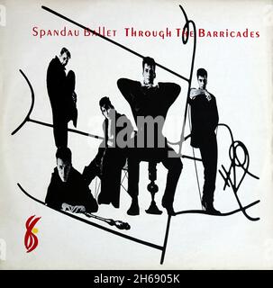 Ballet de Spandau : 1986.Capot avant LP : à travers les barricades Banque D'Images