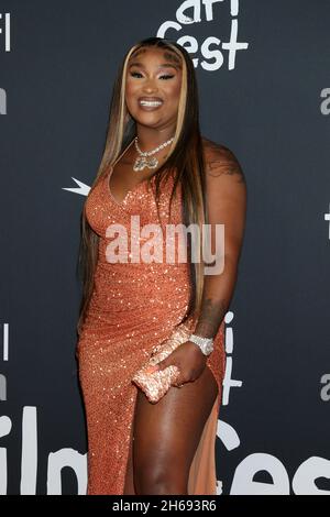 13 novembre 2021, Los Angeles, CA, Etats-Unis: LOS ANGELES - 13 NOVEMBRE: Erica Banks au Fest de l'AFI - première meurtri au Théâtre chinois de TCL IMAX le 13 novembre 2021 à Los Angeles, CA (Credit image: © Kay Blake/ZUMA Press Wire) Banque D'Images