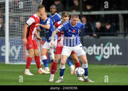 EXETER, GBR.13 NOV Nicky Adams d'Oldham Athletic lors du match Sky Bet League 2 entre Exeter City et Oldham Athletic au parc St James', Exeter, le samedi 13 novembre 2021.(Crédit : Eddie Garvey | MI News) Banque D'Images