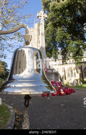 Le mémorial de guerre de Sidmouth célèbre son centenaire en 2021, il est de 100 ans depuis qu'il a été érigé.le mémorial est d'une croix celtique sur une grande colonne conique.L'architecte local R.W Sampson a été mandaté pour concevoir la pièce qui est maintenant une caractéristique classée Grade 2 de la ville balnéaire du Devonshire.Credit: Photo Central/Alamy Live News Banque D'Images