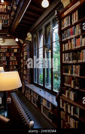 L'ancienne bibliothèque de l'Union d'Oxford, construite en 1857.A l'origine, la salle de débat de l'Union, elle a peint des peintures murales de William Morris et Dante Rossetti Banque D'Images