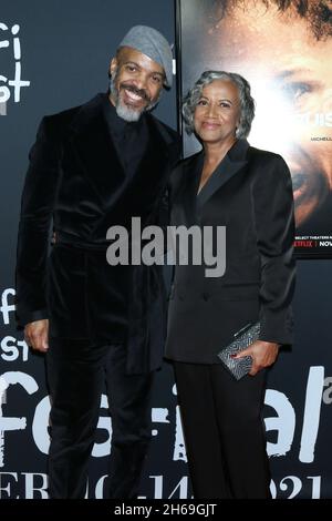 Van Hunt, mère à l'AFI Fest - première meurtrisée au TCL Chinese Theater IMAX le 13 novembre 2021 à Los Angeles, CA (photo par Katrina Jordan/Sipa USA) Banque D'Images