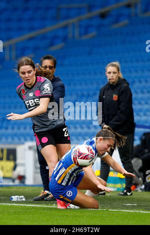 Brighton et Hove, Royaume-Uni.14 novembre 2021. Lors du match de la Super League 1 des femmes FA entre les femmes Brighton & Hove Albion et les femmes Leicester City au stade de la communauté American Express, Brighton et Hove, en Angleterre, le 14 novembre 2021.Photo de Carlton Myrie.Utilisation éditoriale uniquement, licence requise pour une utilisation commerciale.Aucune utilisation dans les Paris, les jeux ou un seul club/ligue/joueur publications crédit: UK Sports pics Ltd/Alay Live News Banque D'Images