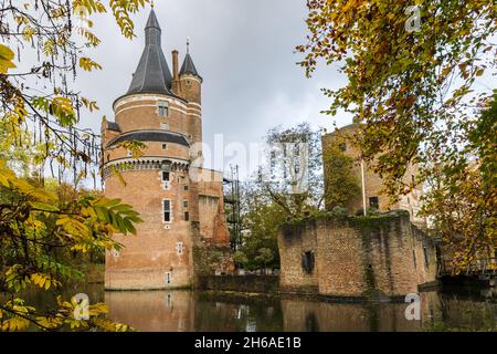 Wijk bij Duurstede, pays-Bas - 11 novembre 2021 : Tour du château historique de Duurstede à Wijk bij Duurstede, Utrecht aux pays-Bas Banque D'Images