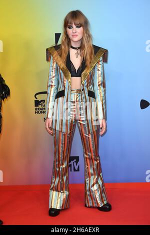 14 novembre 2021, Budapest, Hongrie.Maneskin arrive aux MTV European Music Awards 2021, qui se tiennent au Papp Laszlo Budapest Sportarena.Crédit : Doug Peters/EMPICS/Alamy Live News Banque D'Images