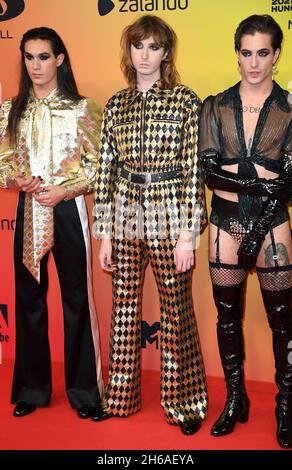 14 novembre 2021, Budapest, Hongrie.Maneskin arrive aux MTV European Music Awards 2021, qui se tiennent au Papp Laszlo Budapest Sportarena.Crédit : Doug Peters/EMPICS/Alamy Live News Banque D'Images