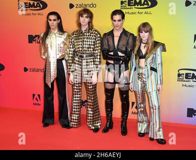 14 novembre 2021, Budapest, Hongrie.Maneskin arrive aux MTV European Music Awards 2021, qui se tiennent au Papp Laszlo Budapest Sportarena.Crédit : Doug Peters/EMPICS/Alamy Live News Banque D'Images