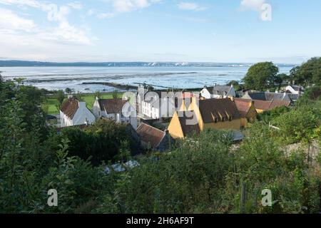 13 septembre 2015.Culross, Fife, Écosse.Montez au-dessus du chemin côtier de Fife pour une vue splendide sur le Firth of Forth. Banque D'Images