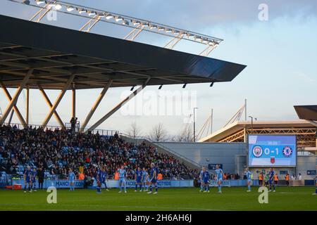 Manchester, Royaume-Uni.14 novembre 2021.Manchester, Angleterre, novembre 14 coucher de soleil pendant le match de la Super League FA Womens entre Manchester City et Chelsea à l'Academy Stadium à Manchester, Angleterre Paul Roots/SPP crédit: SPP Sport Press photo./Alamy Live News Banque D'Images