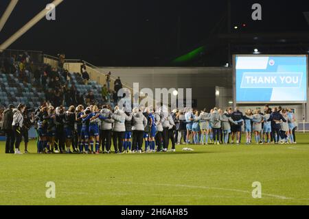 Manchester, Royaume-Uni.14 novembre 2021.Manchester, Angleterre, novembre 14 les deux équipes se retrouvent à la fin du match de la Super League FA Womens entre Manchester City et Chelsea à l'Academy Stadium de Manchester, Angleterre Paul Roots/SPP crédit: SPP Sport Press photo./Alamy Live News Banque D'Images