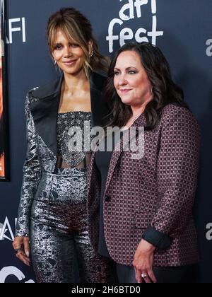 Hollywood, États-Unis.14 novembre 2021.HOLLYWOOD, LOS ANGELES, CALIFORNIE, États-Unis - NOVEMBRE 13 : l'actrice Halle Berry et Shannon Knapp arrivent au Fest 2021 de l'AFI - projection officielle de Netflix 'bruised' au cinéma chinois IMAX de TCL le 13 novembre 2021 à Hollywood, Los Angeles, Californie, États-Unis.(Photo par NOx Yang/image Press Agency) crédit: Image Press Agency/Alay Live News Banque D'Images