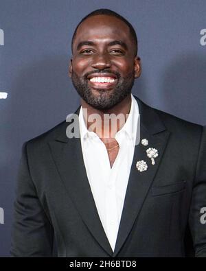 Hollywood, États-Unis.14 novembre 2021.HOLLYWOOD, LOS ANGELES, CALIFORNIE, États-Unis - NOVEMBRE 13 : l'acteur Shamier Anderson arrive au Fest de l'AFI 2021 - projection officielle de Netflix 'bruised' au Théâtre chinois IMAX de TCL le 13 novembre 2021 à Hollywood, Los Angeles, Californie, États-Unis.(Photo par NOx Yang/image Press Agency) crédit: Image Press Agency/Alay Live News Banque D'Images