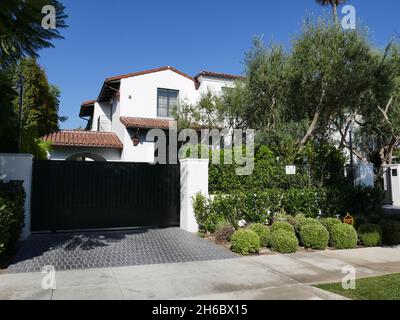 Beverly Hills, Californie, États-Unis le 16 septembre 2021 Une vue générale de l'atmosphère de l'acteur Leslie Howard, de l'acteur Robert Wolders, de l'écrivain Elsie Janis, du producteur Irving Thalberg, de l'actrice Norma Shearer et de l'ancien domicile de l'acteur Robert Ritchie au 724 N. Linden Drive le 16 septembre 2021 à Beverly Hills, Californie, États-Unis.Photo par Barry King/Alay stock photo Banque D'Images