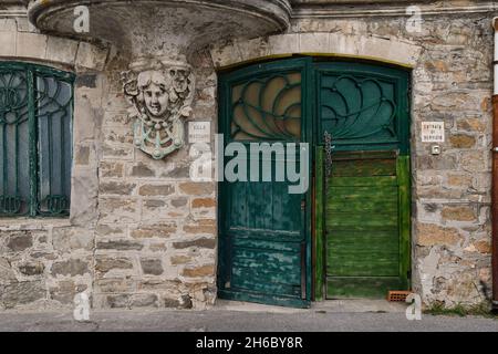 Extérieur de la Villa Massara, une belle maison de vacances de style Art nouveau sur le front de mer d'Alassio, Savona, Ligurie, Italie Banque D'Images