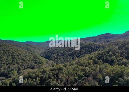 Ciel vert au-dessus des montagnes vertes en automne dans la Virignia Ouest Banque D'Images