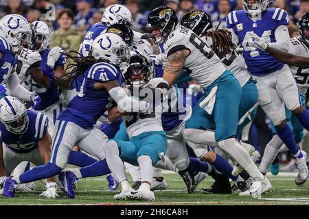 Indianapolis Colts tight end Farrod Green (41) warms up on the field during  pregame prior to an NFL preseason football game against the Minnesota  Vikings, Saturday, Aug. 21, 2021 in Minneapolis. Indianapolis