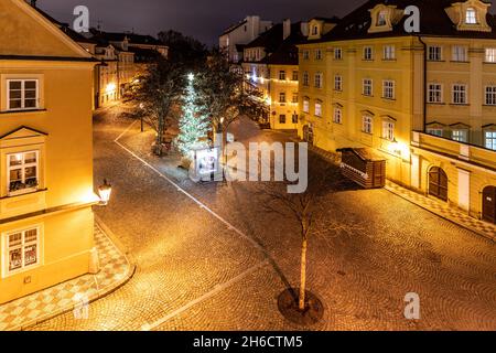 Soirée de Noël sur l'île Kampa à Prague Banque D'Images