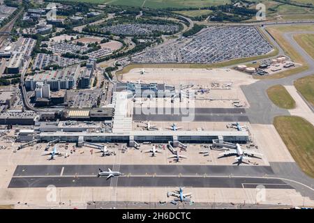 Avions aux terminaux 1 et 2 de l'aéroport international de Birmingham, West Midlands, 2018. Banque D'Images