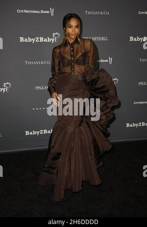 WEST HOLLYWOOD, CALIFORNIE - 13 NOVEMBRE : Ciara assiste au Gala de 10 ans de Baby2Baby présenté par Paul Mitchell au Pacific Design Center le 13 novembre 2021 à West Hollywood, Californie.Photo : crash/imageSPACE/MediaPunch Banque D'Images