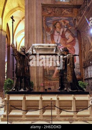 Le tombeau de Christophe Colomb dans la cathédrale de Séville en Espagne Banque D'Images