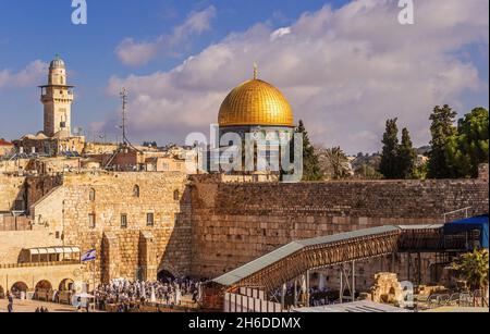 Mur occidental et dôme du Rocher à Jérusalem Banque D'Images