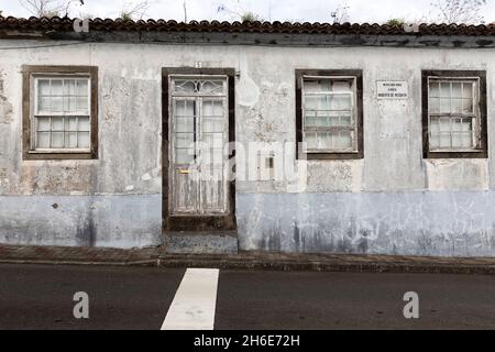 rue à Santa Cruz, île de Flores.Açores.Portugal Banque D'Images