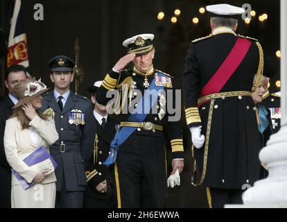 Le Prince Charles assiste à un service pour le 200e anniversaire de la bataille de Trafalgar à la cathédrale St Paul, Londres.Jeff Moore/allactiondigital.com Banque D'Images