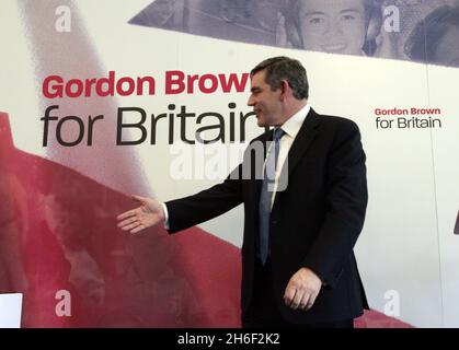 Gordon Brown photographié aujourd'hui à l'imagination Gallery de Londres après avoir annoncé sa candidature pour occuper le poste de prochain Premier ministre britannique et chef du Parti travailliste, le 11 mai 2007. Banque D'Images