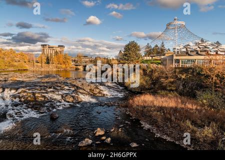 Spokane River au Riverfront Park dans le centre-ville de Spokane, Washington. Banque D'Images