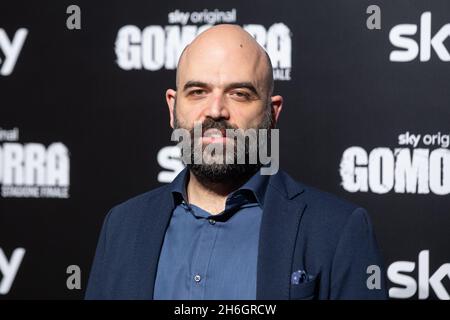 15 novembre 2021, Rome, Italie: Roberto Saviano assiste au photocall au Théâtre de Brancaccio à Rome de Sky série originale ''Gomorra - la Serie' (Credit image: © Matteo Nardone/Pacific Press via ZUMA Press Wire) Banque D'Images