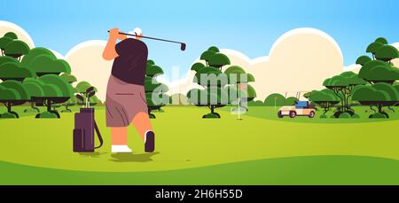 femme senior jouant au golf sur un parcours de golf vert joueur âgé prenant un tir actif vieux concept Illustration de Vecteur