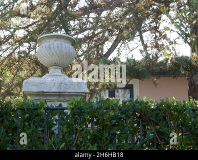 Beverly Hills, Californie, États-Unis 17 septembre 2021 Une vue générale de l'atmosphère de l'acteur George Segal et de l'acteur Max Pavlesky ancienne maison/maison au 841 Greenway Drive le 17 septembre 2021 à Beverly Hills, Californie, États-Unis.Photo par Barry King/Alay stock photo Banque D'Images