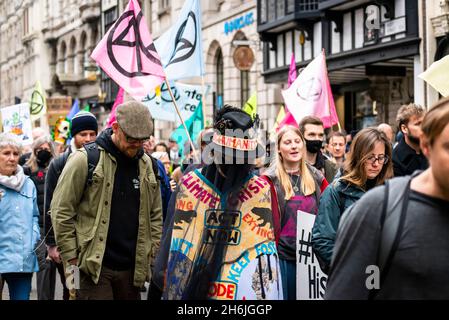 Rise and Rebel march, extinction Rebellion, Londres, Royaume-Uni.13 novembre 2021 Banque D'Images